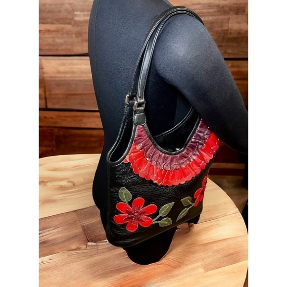 Y2K Isabella Fiore Leather Floral Applique Shoulder/Handbag - Picture 7 of 9